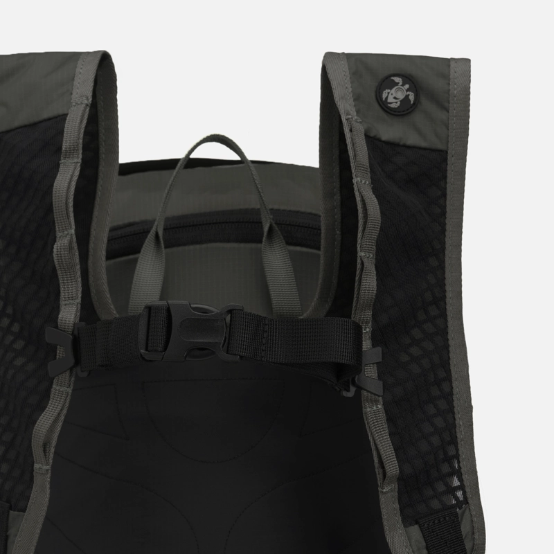 MOCHILA PESO PLUMA 25L NEGRO HAKA HONU V26 - 6