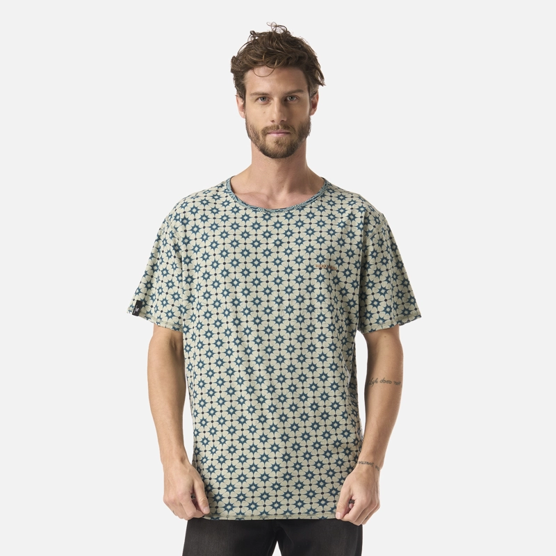POLERA HOMBRE BI-CURIOSO PRINT AZUL NOCHE HAKA HONU - 6