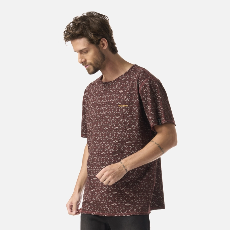 POLERA HOMBRE BI-CURIOSO PRINT VINO HAKA HONU V26 - 3