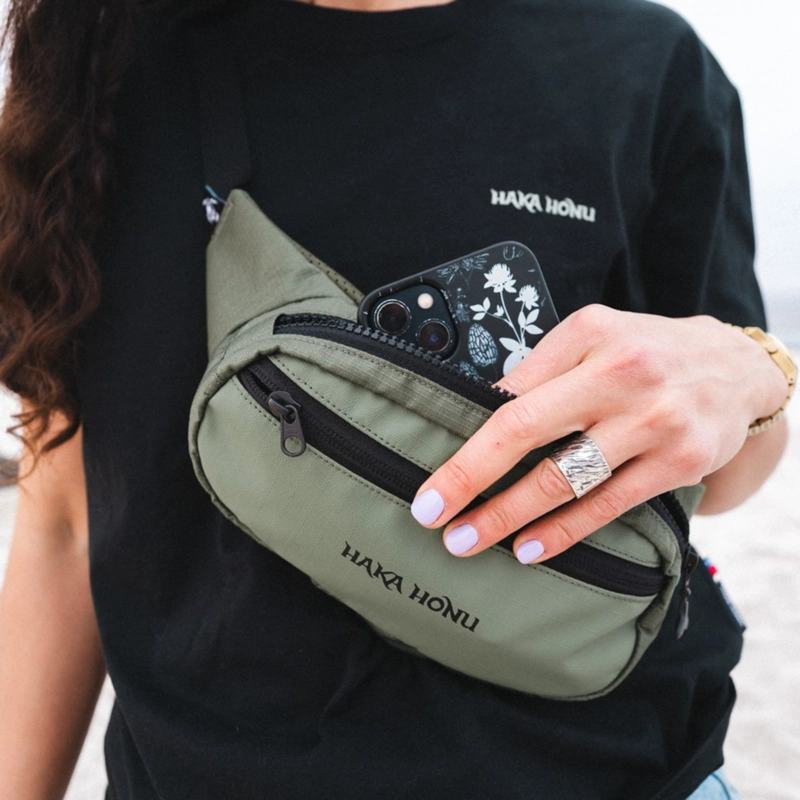 BANANO UNISEX EL COTIDIANO 1L VERDE MILITAR HAKA HONU V26 - 4