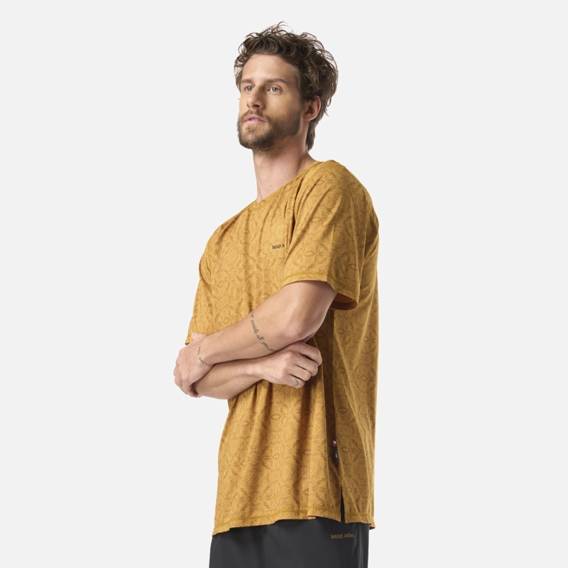 POLERA HOMBRE SUDALA PRINT MOSTAZA HAKA HONU - 2