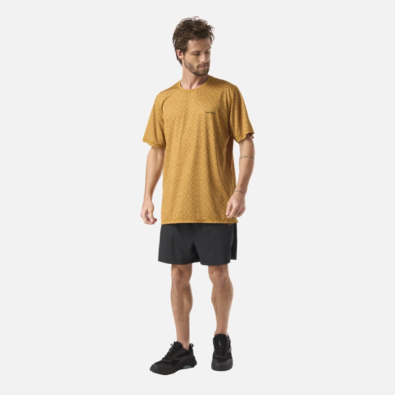 POLERA HOMBRE SUDALA PRINT MOSTAZA HAKA HONU - 5