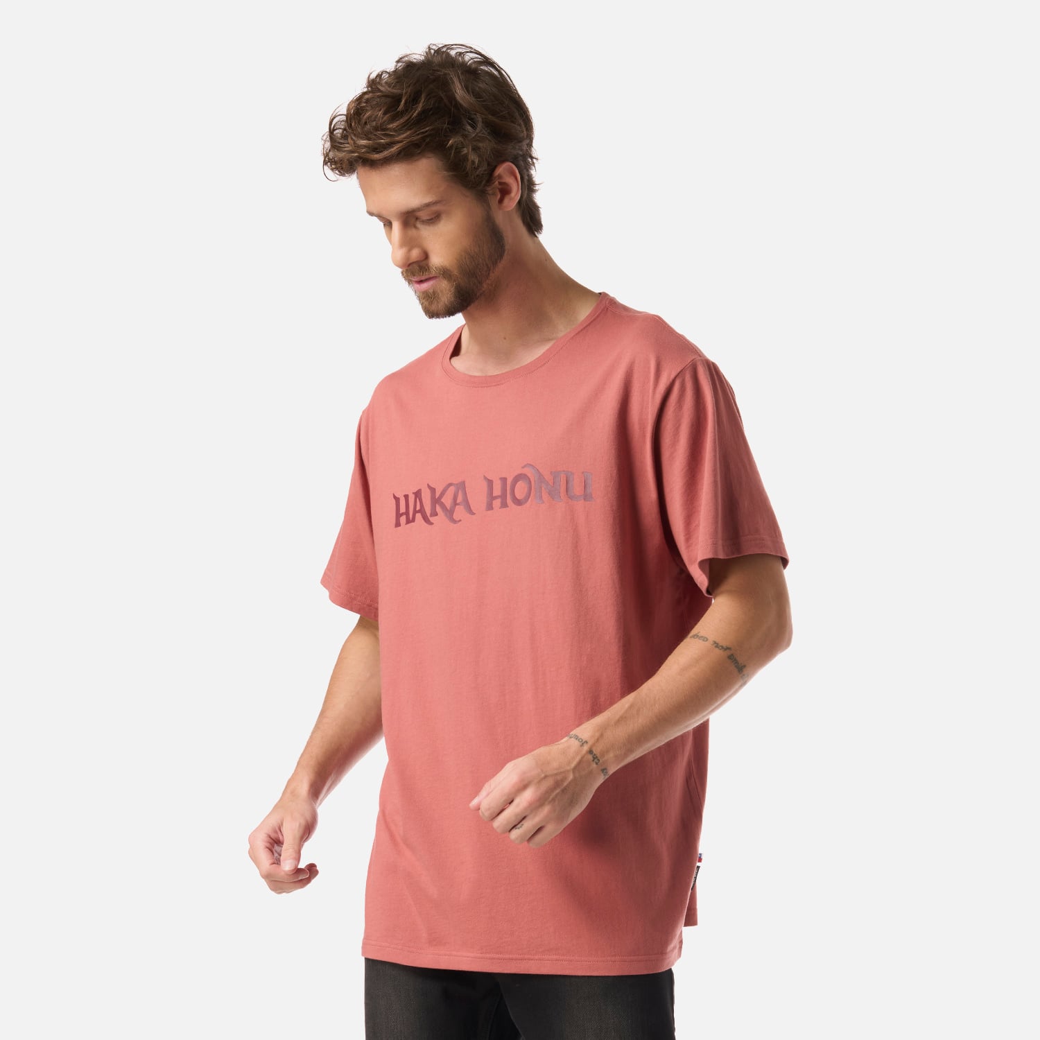 POLERA HOMBRE LOGO TERRACOTA CLARO HAKA HONU - 2