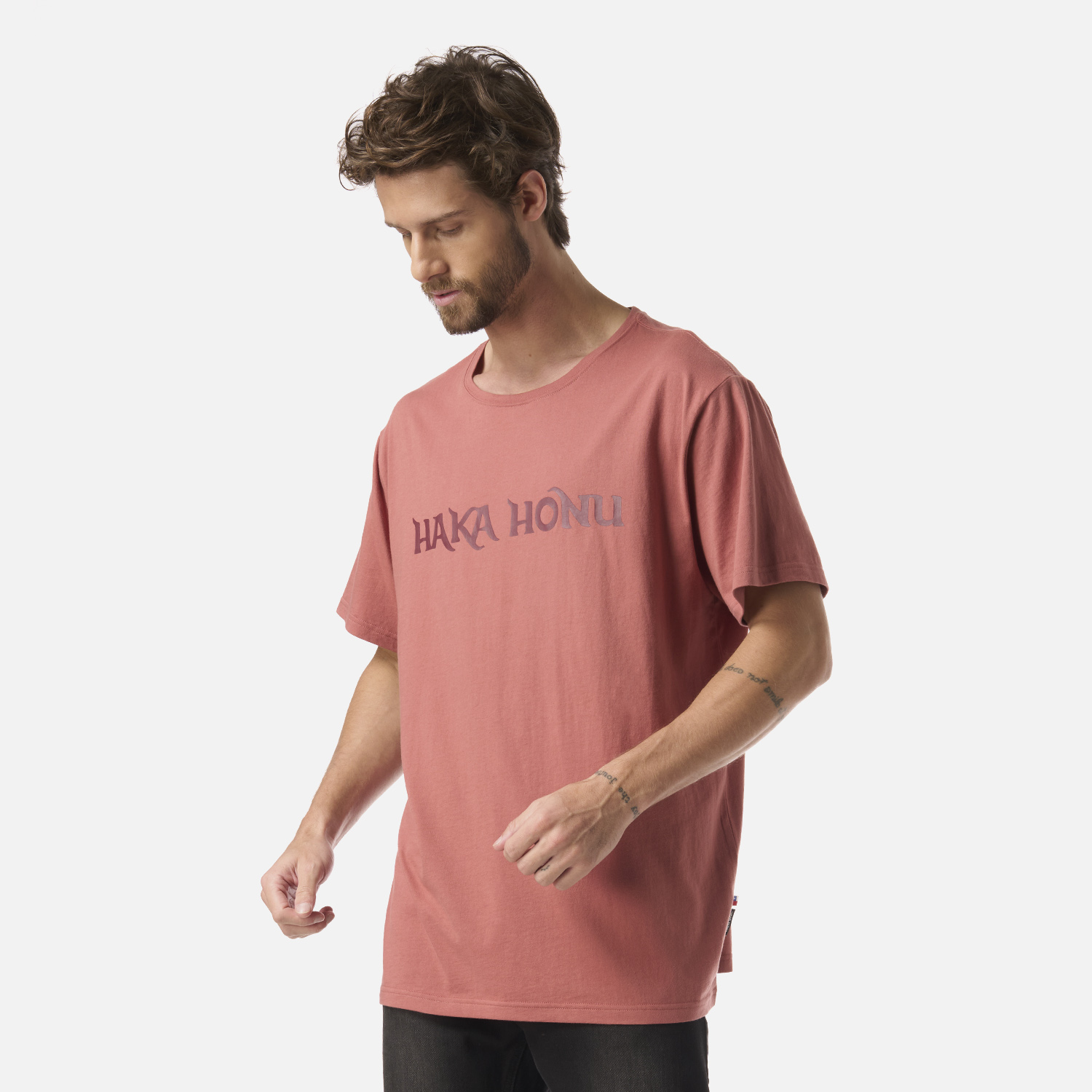POLERA HOMBRE LOGO TERRACOTA CLARO HAKA HONU - 2