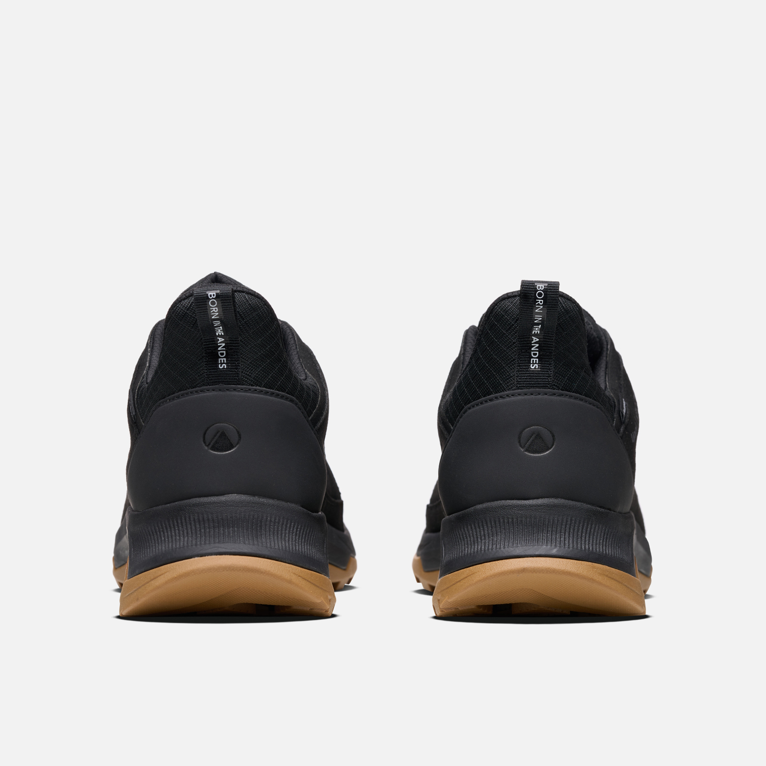 ZAPATILLA HOMBRE VULCANO ONYX B-DRY NEGRO LIPPI I26 - 5