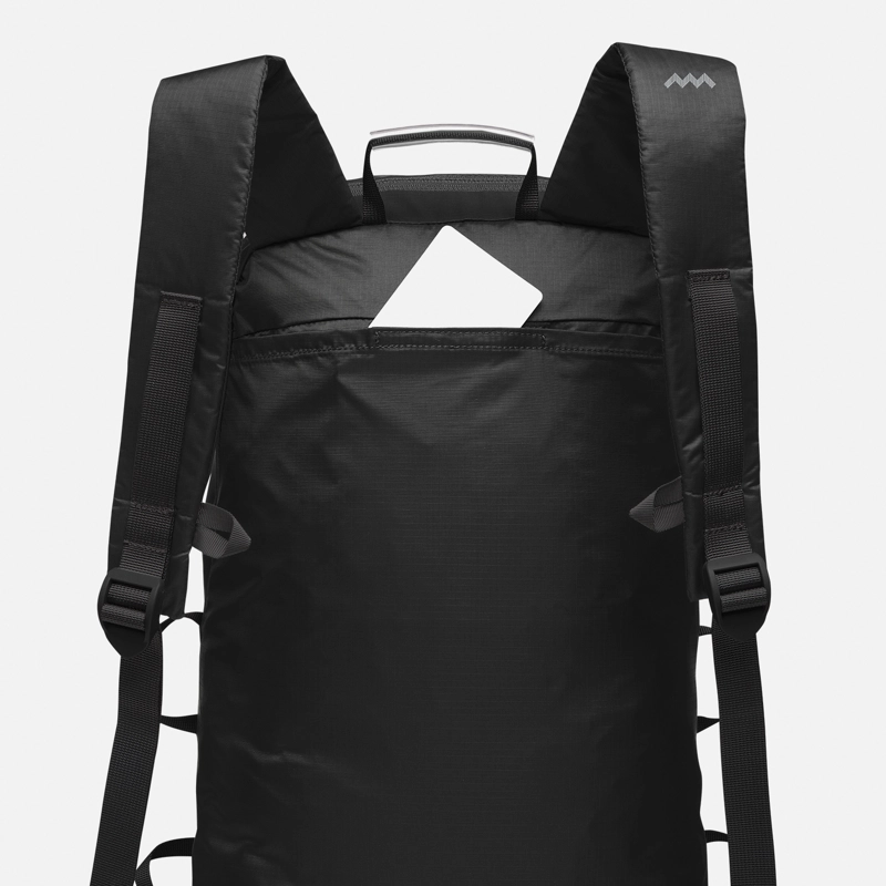 MOCHILA B-LIGHT 10L DAYPACK NEGRO  LIPPI I26 - 4
