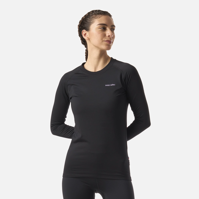 HAKA HONU PRIMERA CAPA MUJER HUEMUL TOP NEGRO HAKA HONU I26