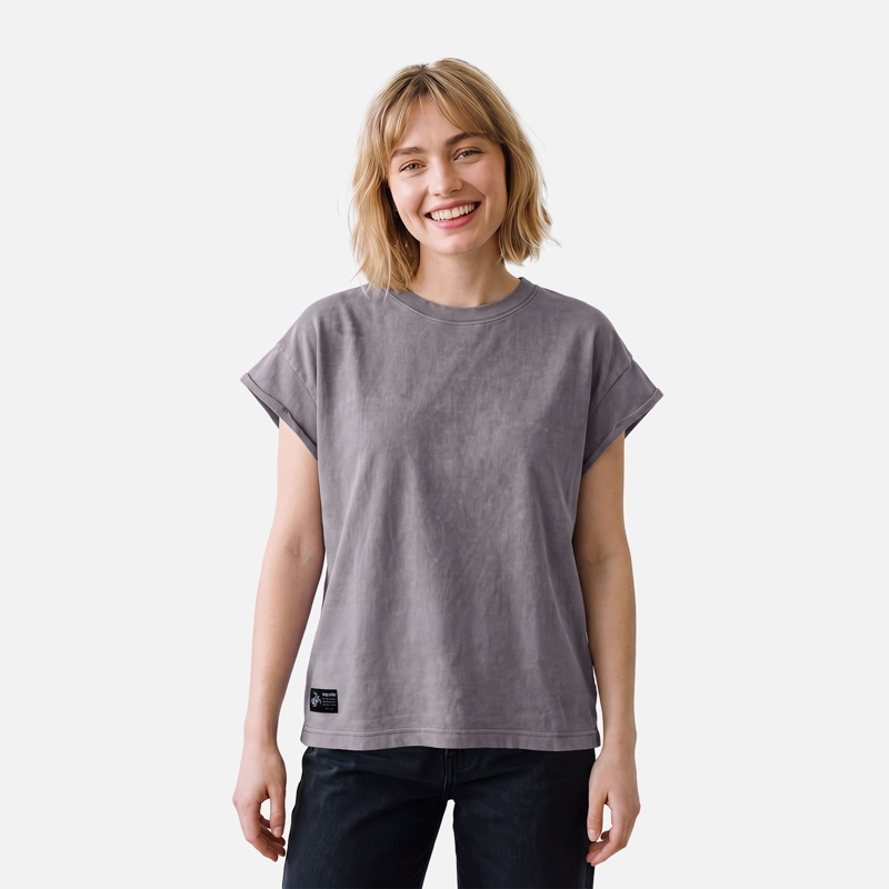 POLERA MUJER NUBE GRIS MEDIO HAKA HONU V27 - 1