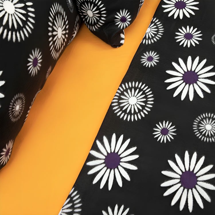SÁBANAS POLAR COMPOSÉ 1.5 PLAZAS / FLOR EN COLOR NEGRO SALMÓN – DORAL - 1