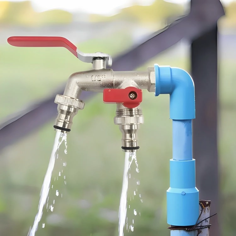 LLAVE DE JARDIN CON DOBLE SALIDA 1/2 - 3
