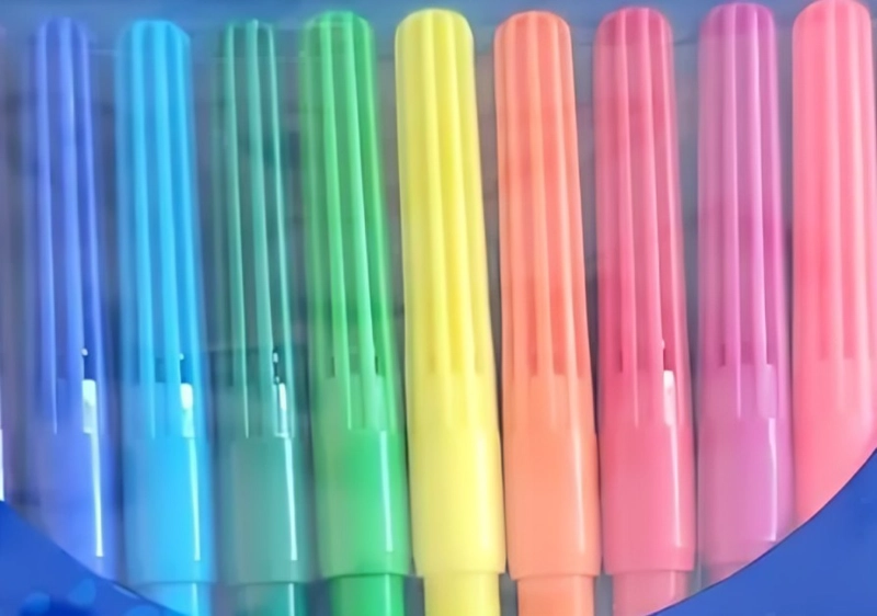 PACK 4 PLUMON PUNTA DELGADA 12 COLORES – PROARTE - 1