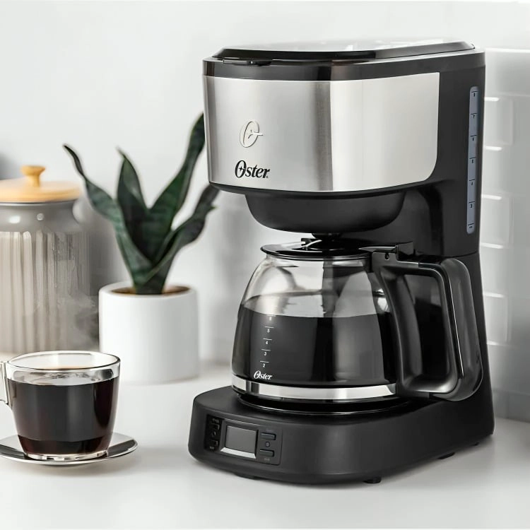 CAFETERA PROGRAMABLE OSTER®  8 TAZAS EN ACERO INOXIDABLE BVSTDC10SS - 3