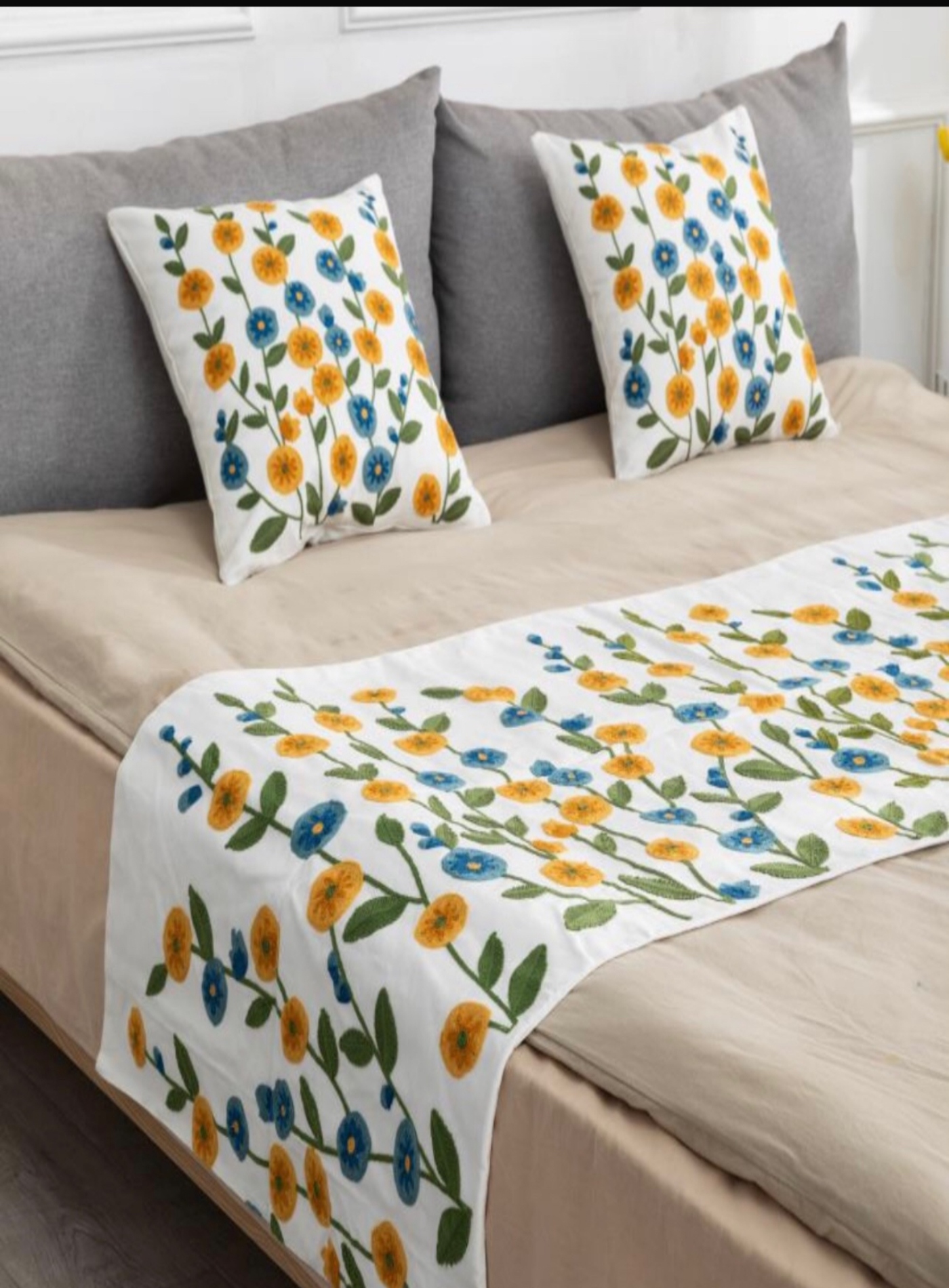 PIECERA BORDADA SIN FUNDAS 210 X 70 CM MULTICOLOR - 3