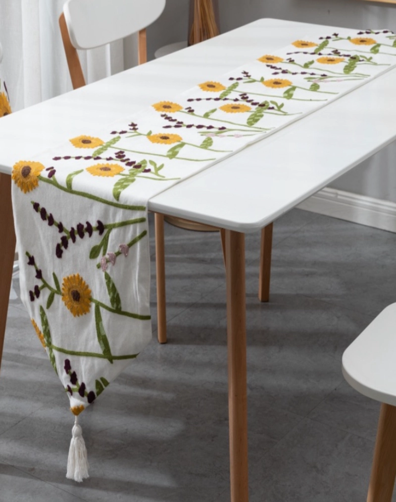 CAMINO DE MESA BORDADO ELEGANTE 33 X 180CM - 3