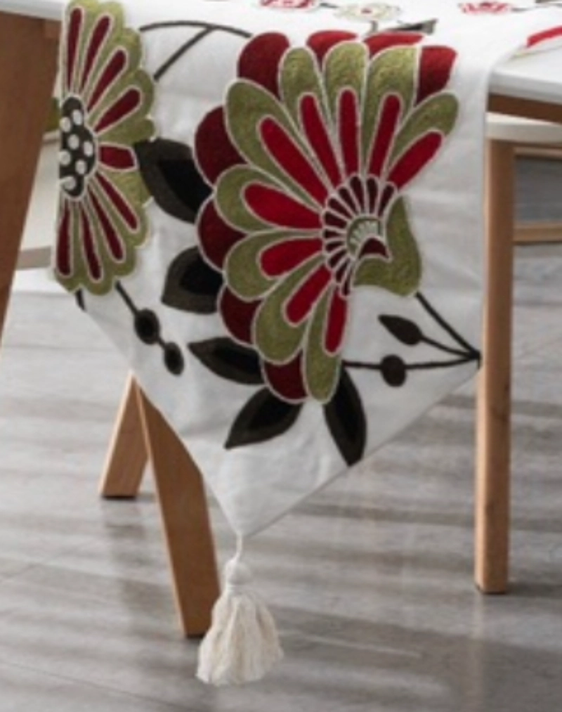 CAMINO DE MESA BORDADO ELEGANTE 33 X 180CM - 2