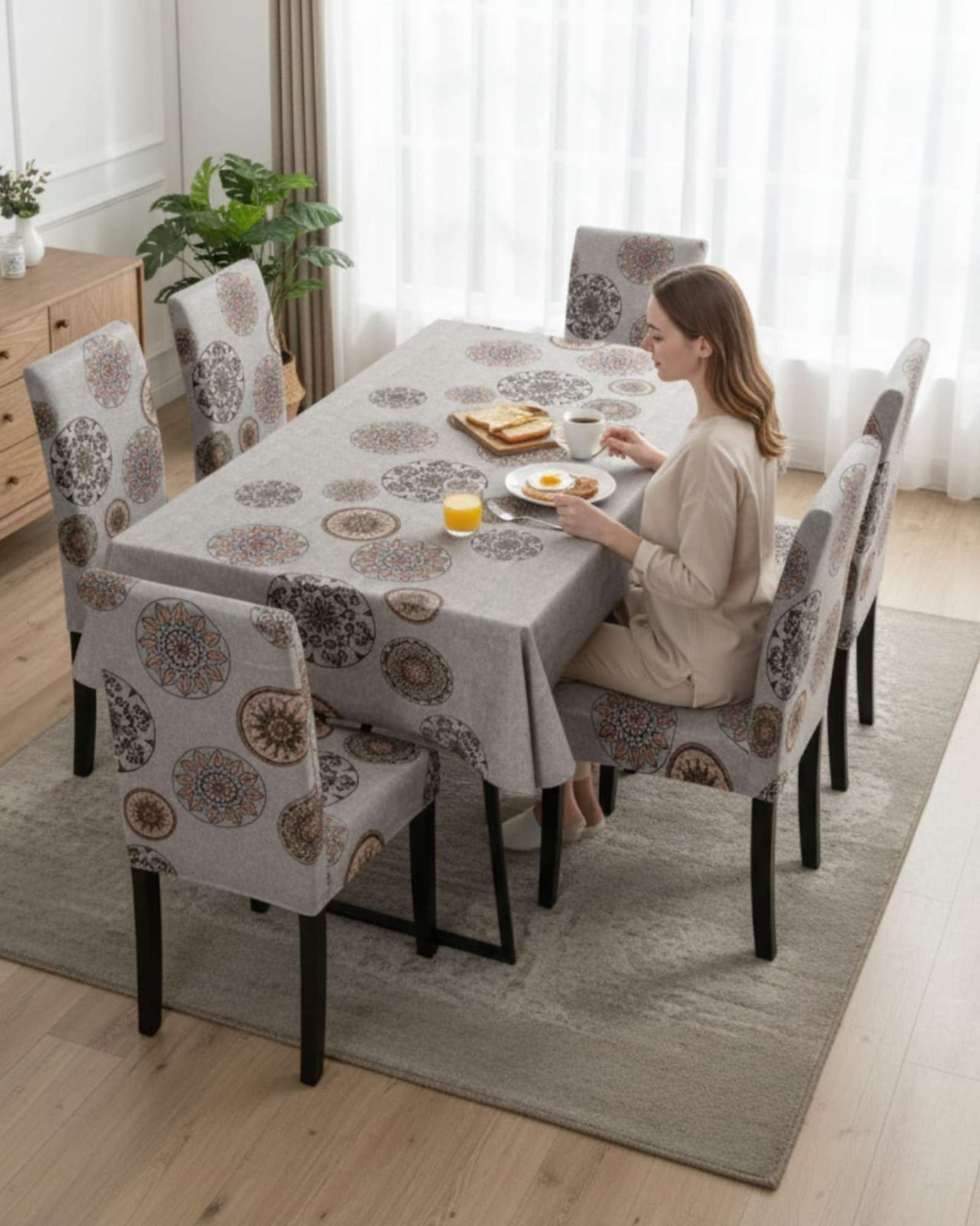 SET COMEDOR 6 PERSONAS MANTEL ANTIMANCHAS Y FUNDAS DE SILLA - 1