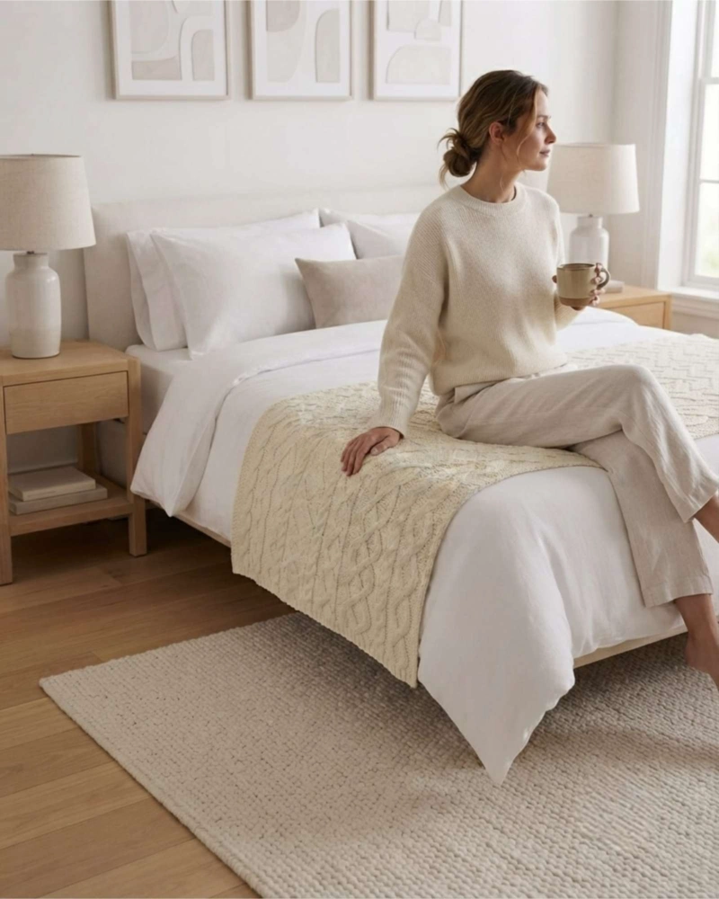 PIECERA DE CAMA TRENZADA A MANO 70X220 CM - 2