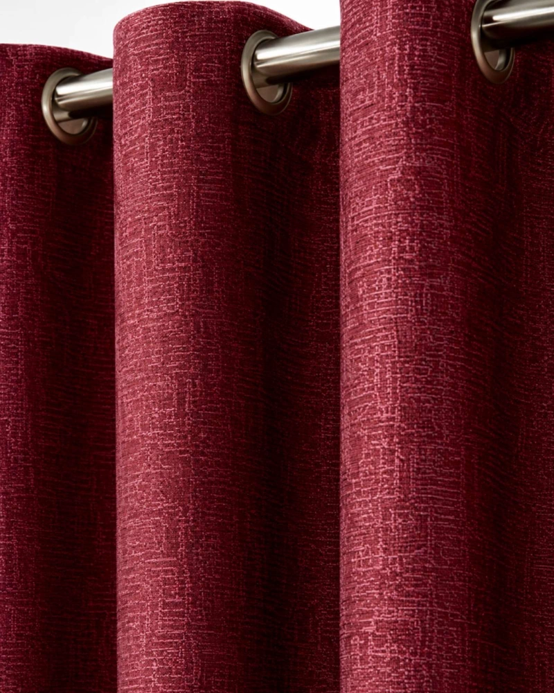CORTINAS DE NAVIDAD COLOR BURDEOS Y VISILLOS BORDADOS - 4
