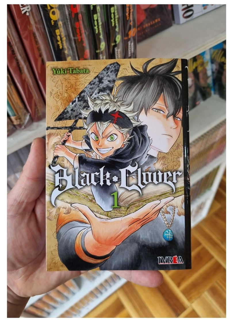 BLACK CLOVER 01 - IVREA ARGENTINA - 2