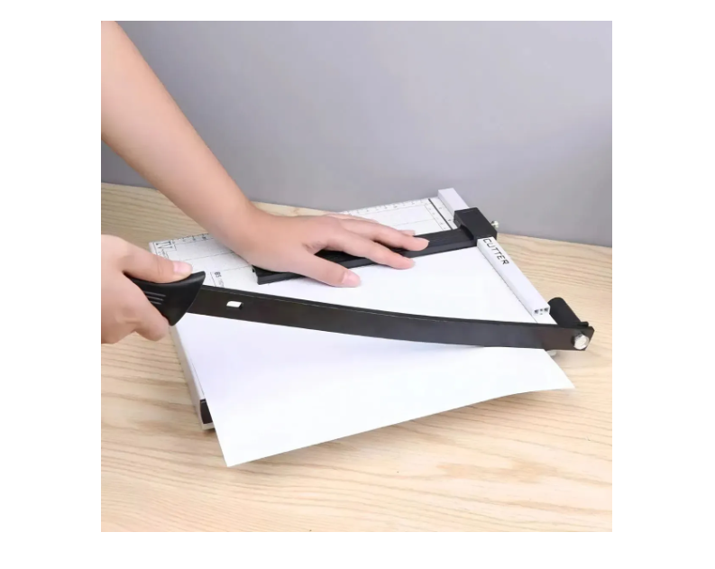 GUILLOTINA METALICA CORTADORA PAPEL A4 30CMX25CM - 2