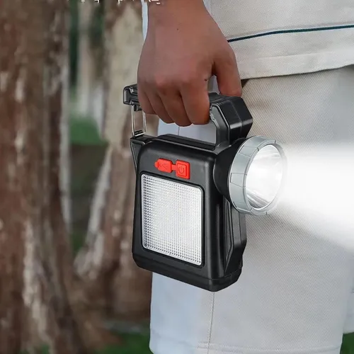 LINTERNA DE MANO DE LARGO ALCANCE ENERGIA SOLAR RECARGABLE - 3