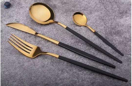 SET CUBIERTOS 16 PIEZAS DORADO Y NEGRO ACERO INOXIDABLE - 2