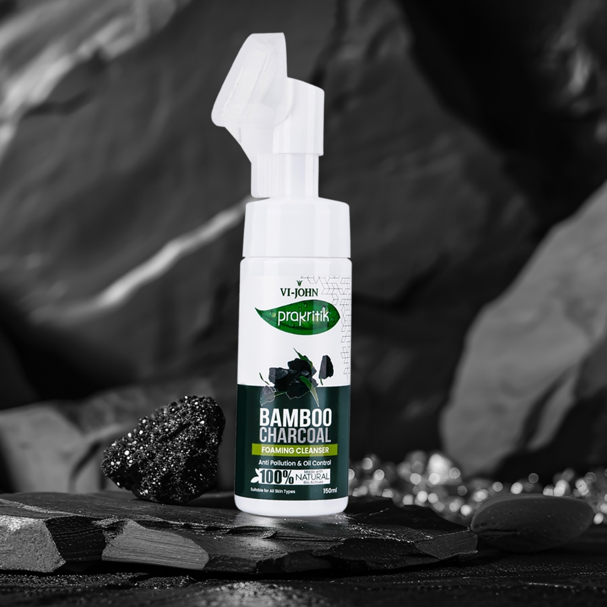 PRAKRITIK JABÓN ESPUMOSO CARBÓN DE BAMBÚ 150 ML - 2
