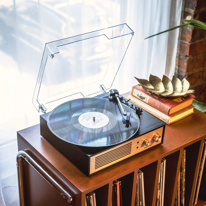 TORNAMESA CROSLEY/ RECORD PLAYER BT MILES BLACK - 9