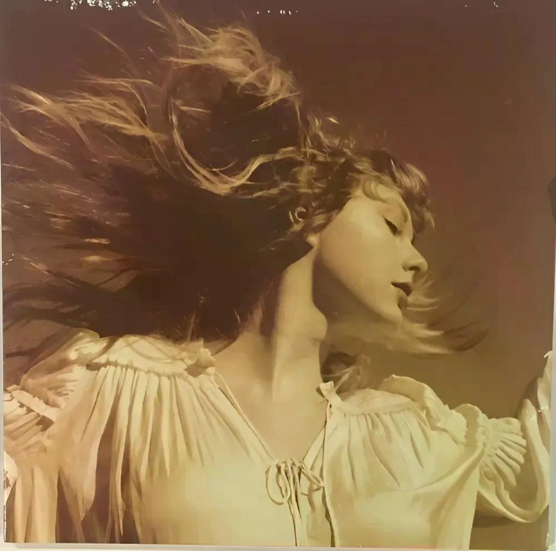 VINILO TAYLOR SWIFT/ FEARLESS (TAYLOR'S VERSION) (GOLD VINYL) 3LP - 6