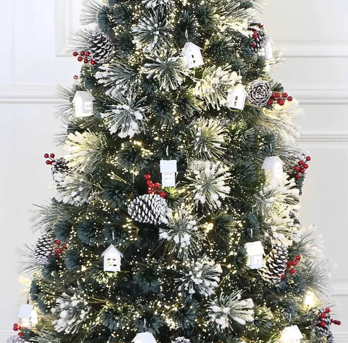 ÁRBOL DE NAVIDAD DE FIBRA ÓPTICA DECORADO FRUTOS ROJOS 180CM - 2