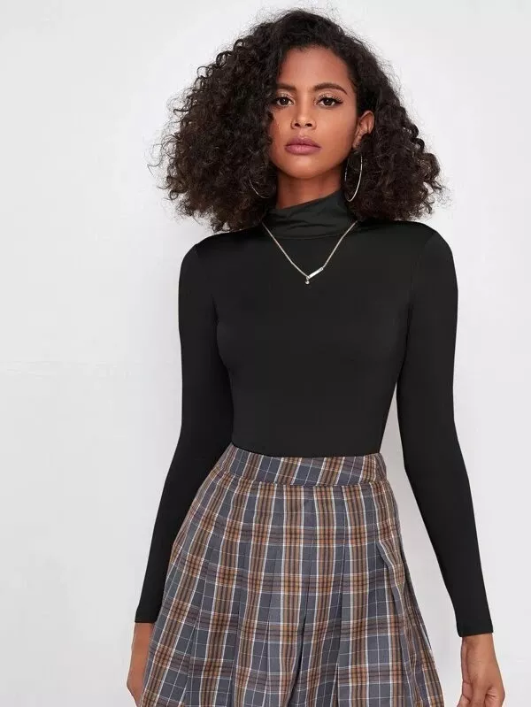 CAMISETA ENTALLADA MUJER BEATLE CUELLO ALTO LICRA MANGA LARG - 5