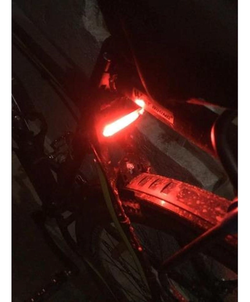 LUZ BRILLANTE ROJA PARA BICICLETA, TRASERA USB MULTICOLOR - 2