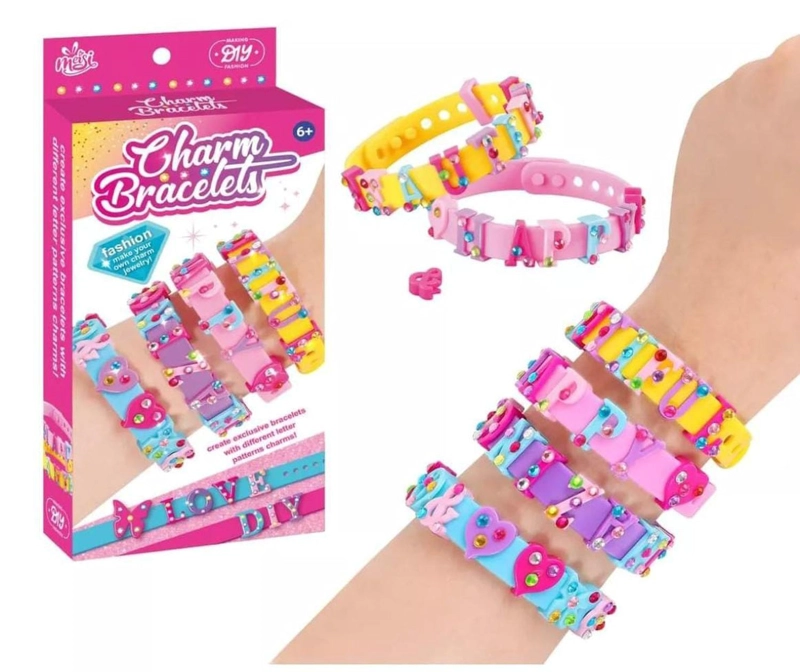 SET DE 4 PULSERAS CON ACCESORIOS PARA NIÑAS - 1