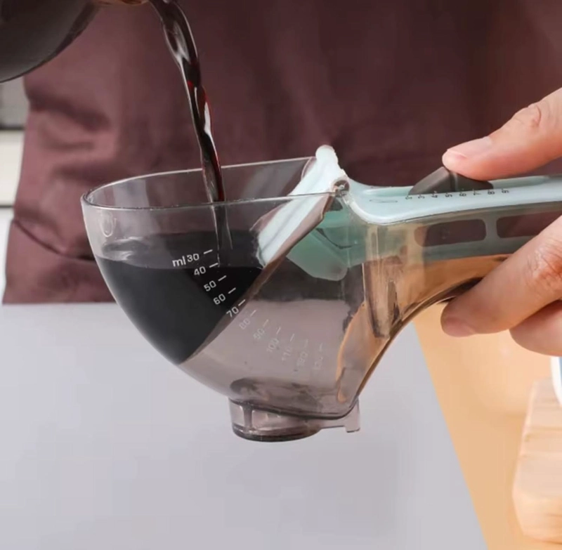 CUCHARA MEDIDORA AJUSTABLE 2 EN 1 MEDICION PRECISA PARA SOLIDOS Y LIQUIDOS - 8