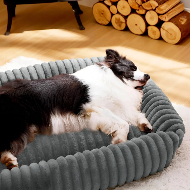CAMA PARA PERRO LAVABLE ANTIDESLIZANTE Y TELA POLA 106X76CM - 9