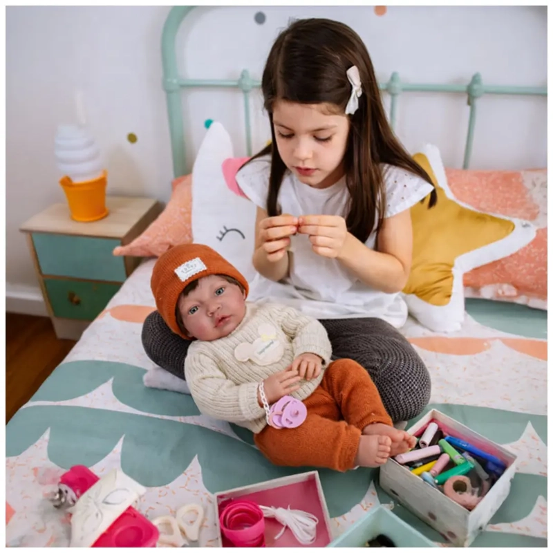 MUÑECO BEBE REALISTA 40 CM CON 12 SONIDOS DE APEGO - 4