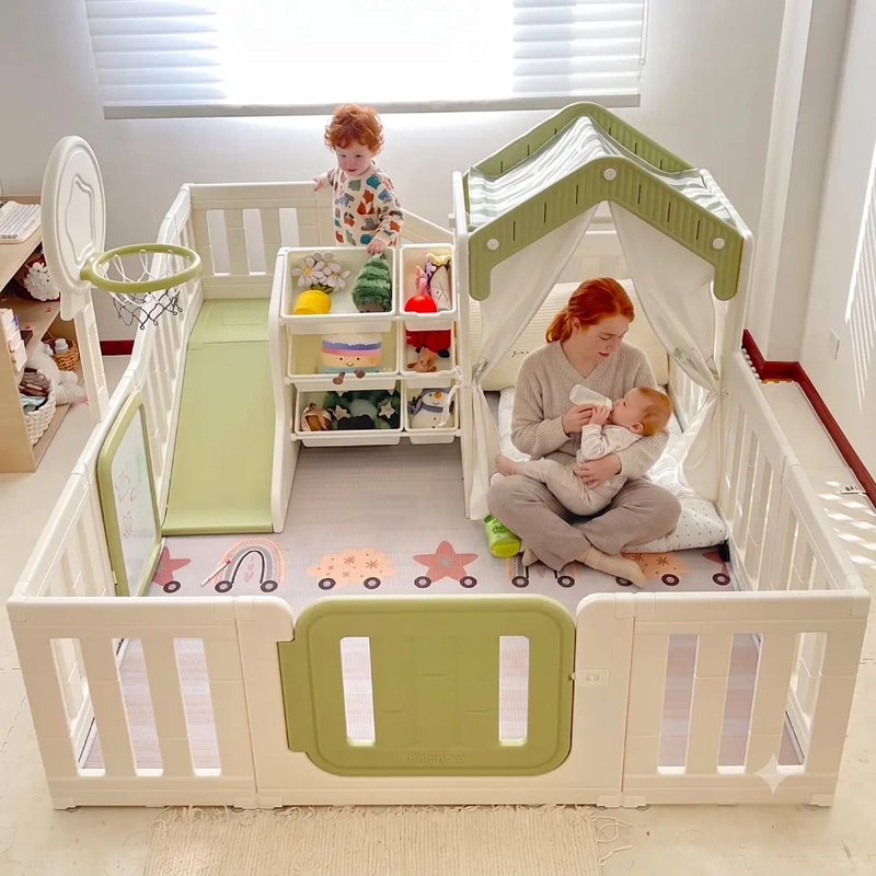CORRAL 7 JUEGOS INFANTIL CON CASITA Y  CENTRO DE ACTIVIDADES BEIGE - 2