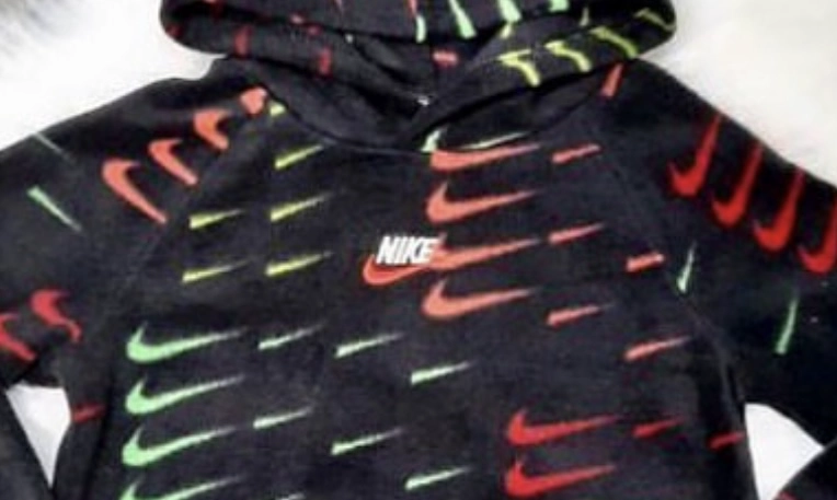 POLERÓN NIÑO NIKE NEGRO - 3