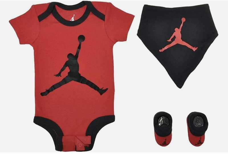 CONJUNTO JORDAN BODY, BABERO Y BOTINES - 1