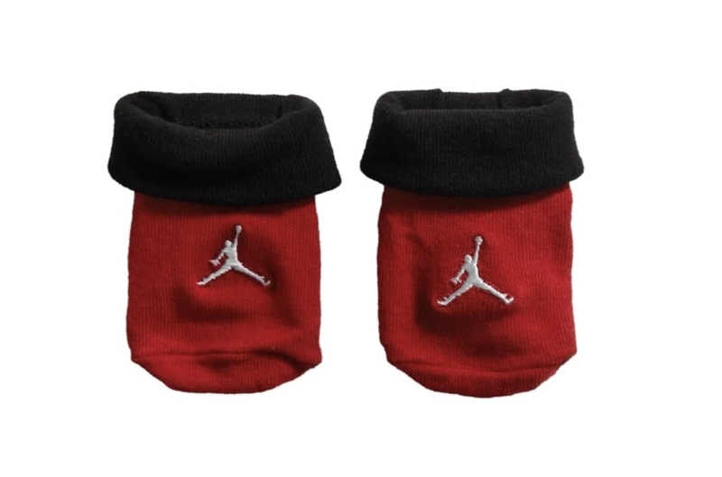 SET JORDAN BODY, GORRO Y BOTINES - 5