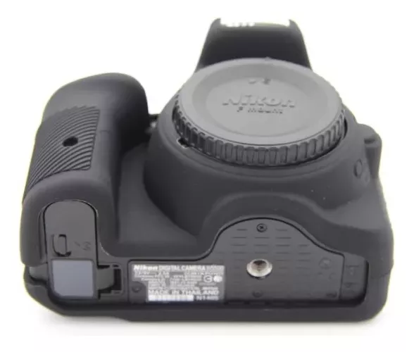 FUNDA SILICONA PARA NIKON D5500 D5600 COLOR NEGRO - 4