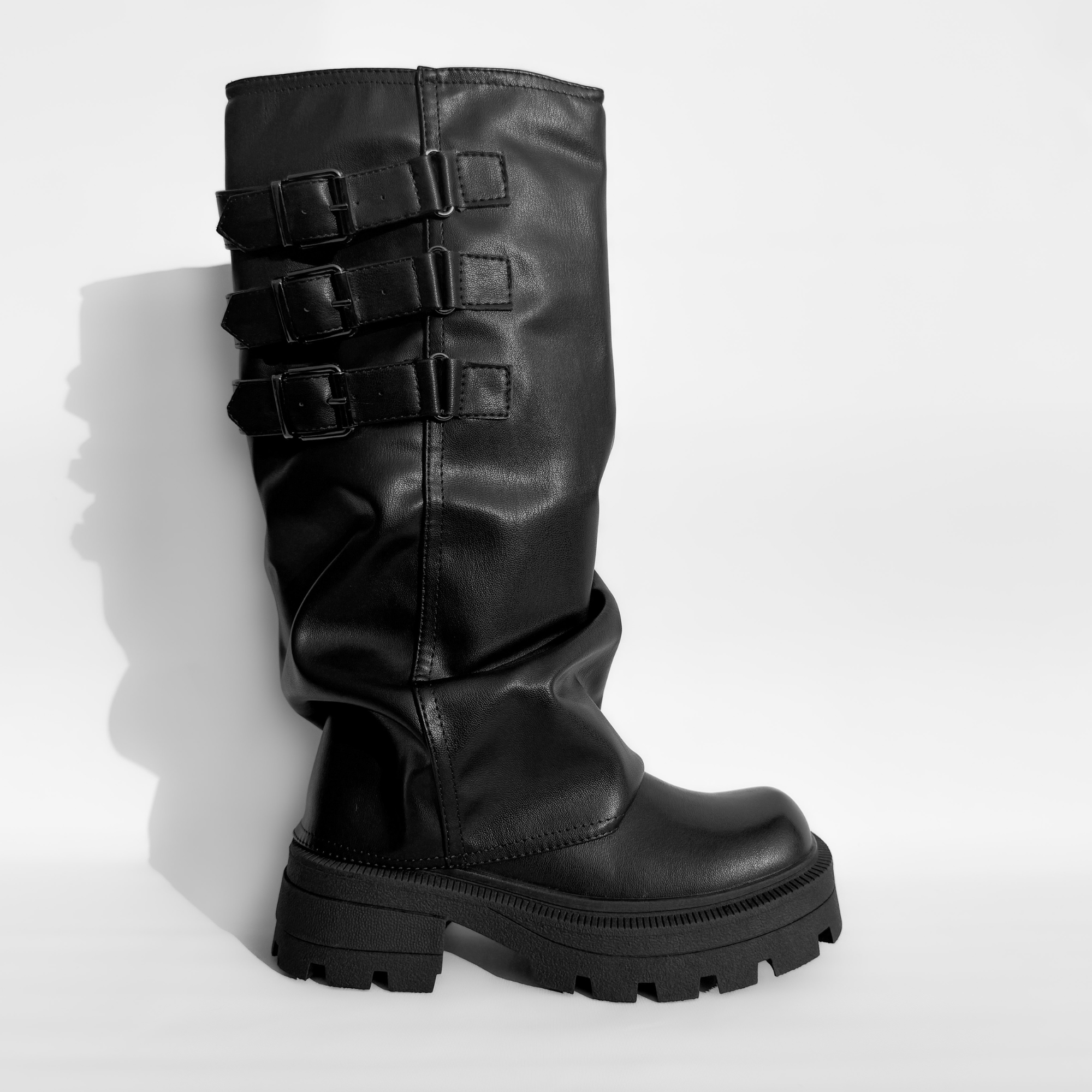BOTA MUJER MAKA EN COLOR NEGRO BELLA MODA - 1