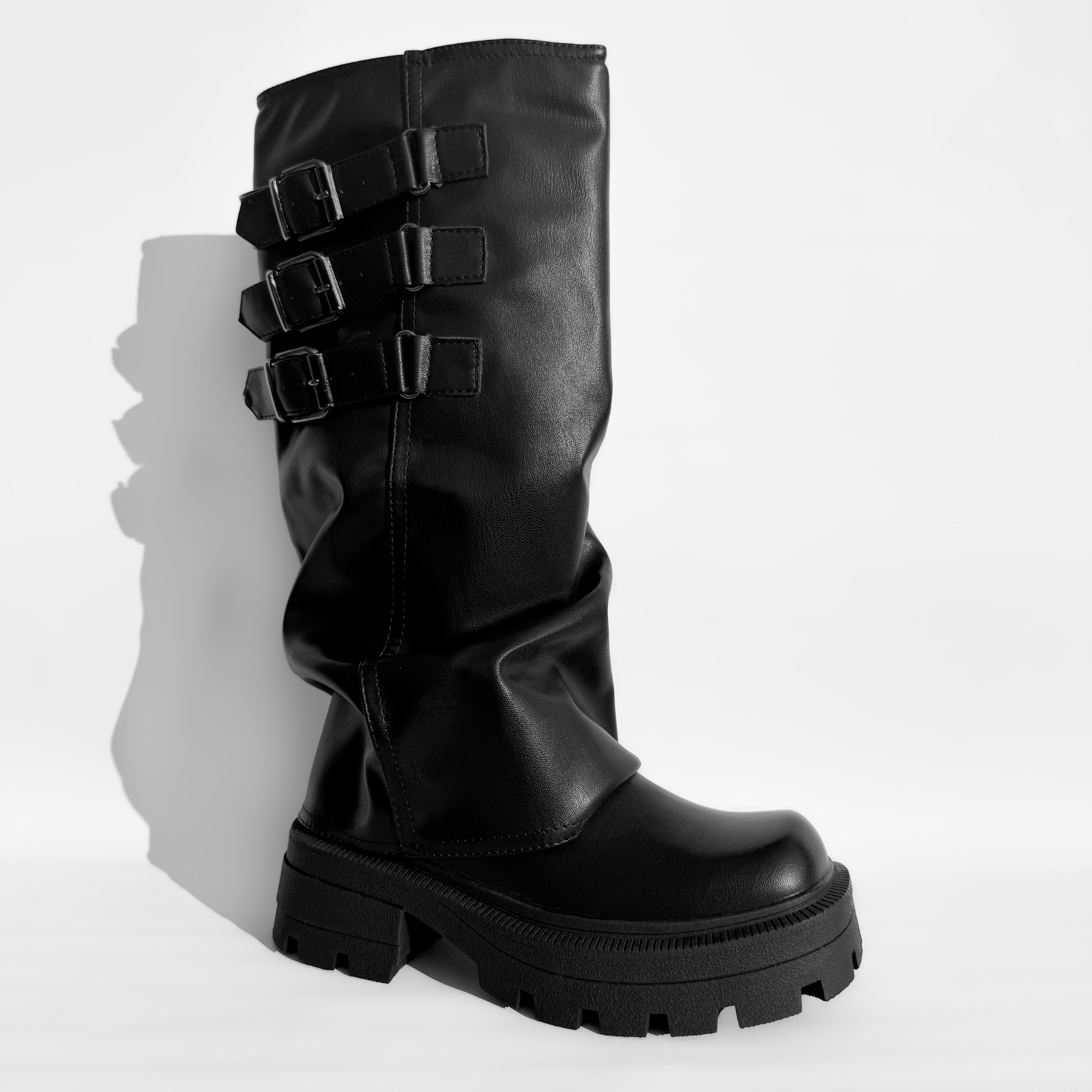 BOTA MUJER MAKA EN COLOR NEGRO BELLA MODA - 3