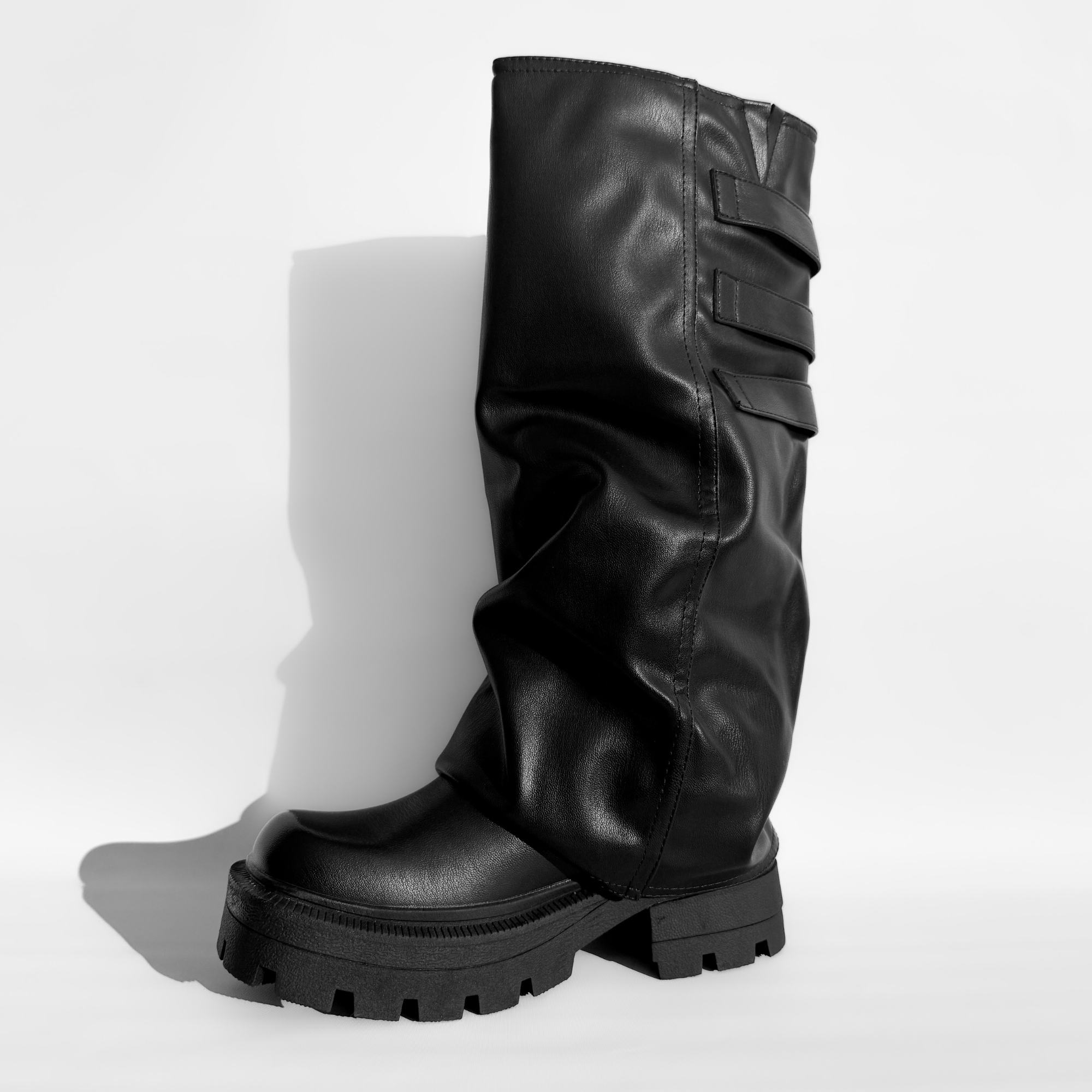 BOTA MUJER MAKA EN COLOR NEGRO BELLA MODA - 4