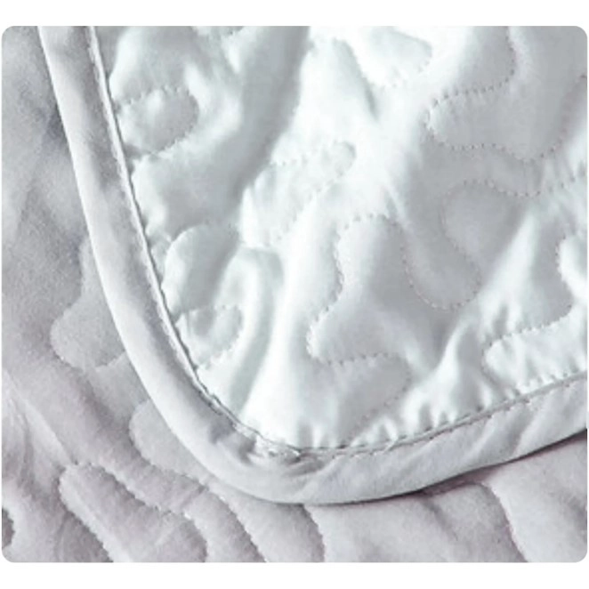 CUBRECAMA DE NIÑO QUILT DE VERANO 1.5 PLAZA AZUL MARINO CON DISEÑO FUTBOL - 6
