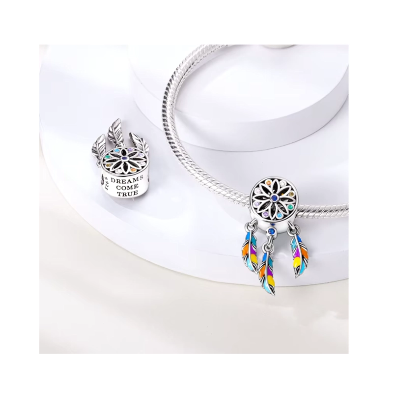 Charm Circular con Circones y Alas Colgantes - 3