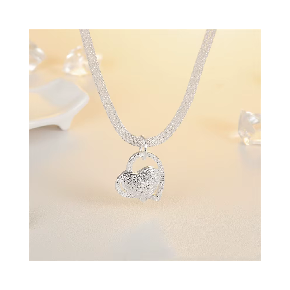 Collar Malla Plateado Con Colgante Corazón - 3