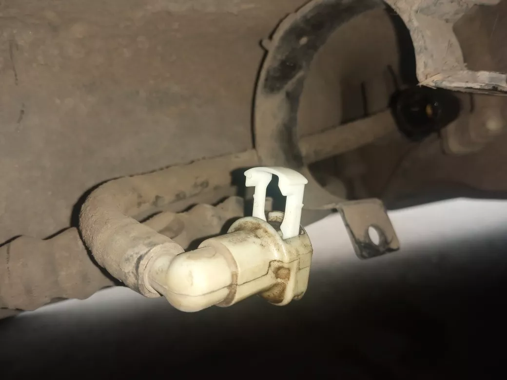 SEGURO FILTRO DE BENCINA CHEVROLET AVEO1.4 OPTRA VIVANT 1.6 - 2