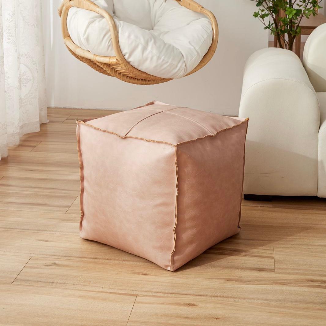 POUF ROSADO DE ECOCUERO 45X45CM - 1