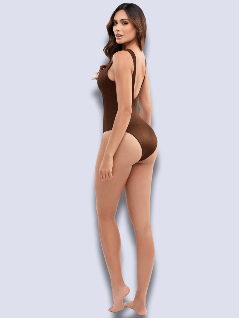 TRAJE DE BAÑO MUJER ENTERO CONTROL DE ABDOMEN CAFE  CHAMELA 45055 - 9